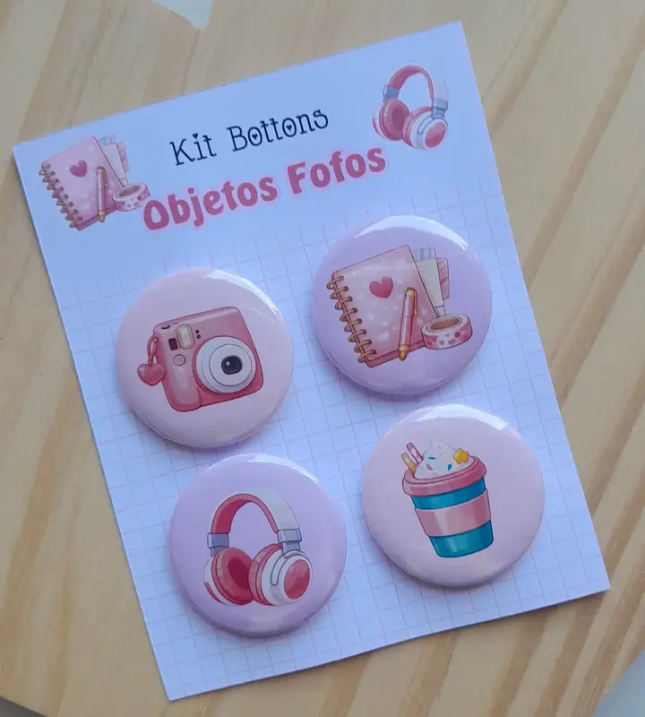 Cartela com 04 Bottons - Tema Objetos Fofos 1